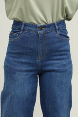 WOMEN’S DENIM JEANS