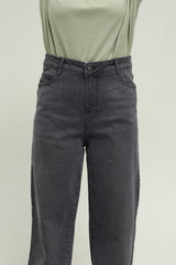 WOMEN’S DENIM JEANS