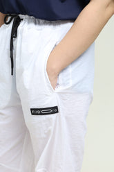 WOMEN’S TAFFETA TROUSER